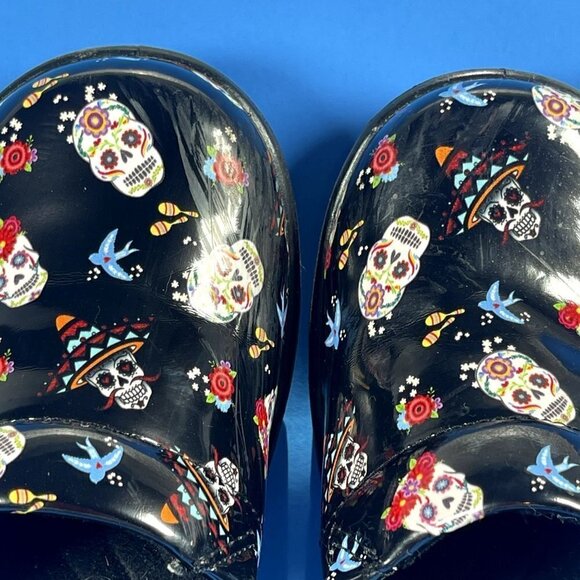 Easy Work by‎ Easy Street Non Slip Black Skeleton Clogs Women's Shoe Size 5.5 - Picture 6 of 10